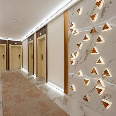 Ξενοδοχείο Grand & Therme 4*