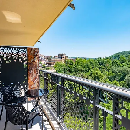 Grand & Therme