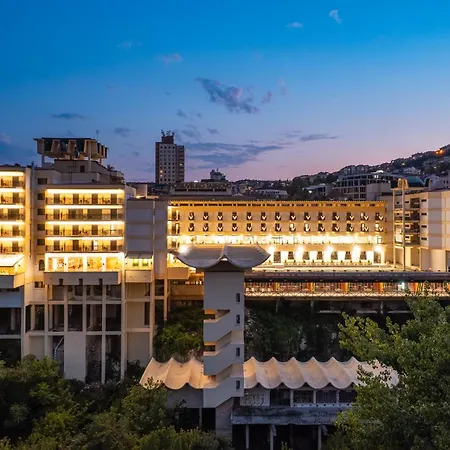 Ξενοδοχείο Grand & Therme