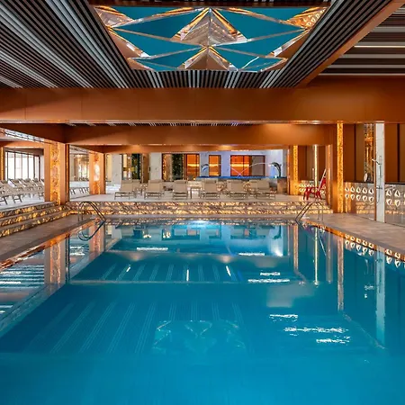 Grand & Therme 4*